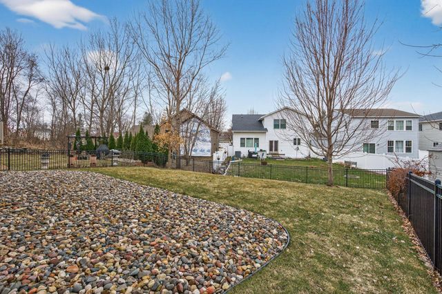 1581 Christie Place, Saint Paul, MN 55106