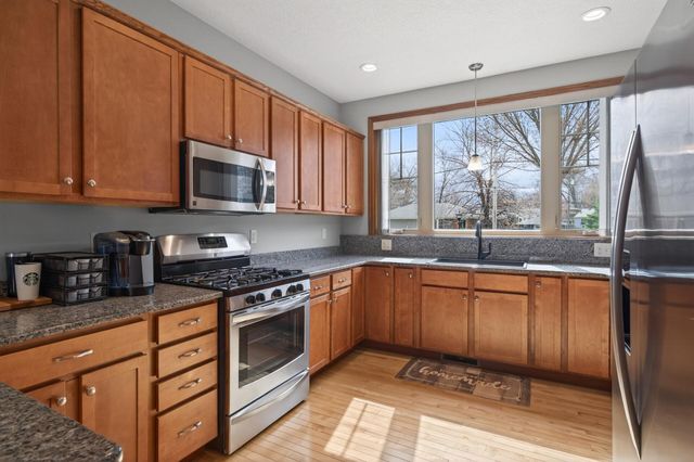 1581 Christie Place, Saint Paul, MN 55106