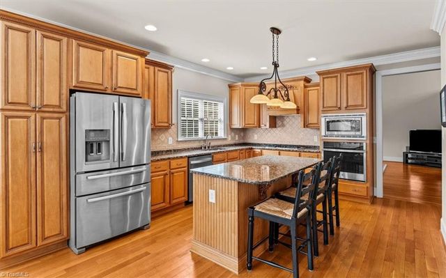 5403 Effieham Street, Oak Ridge, NC 27310