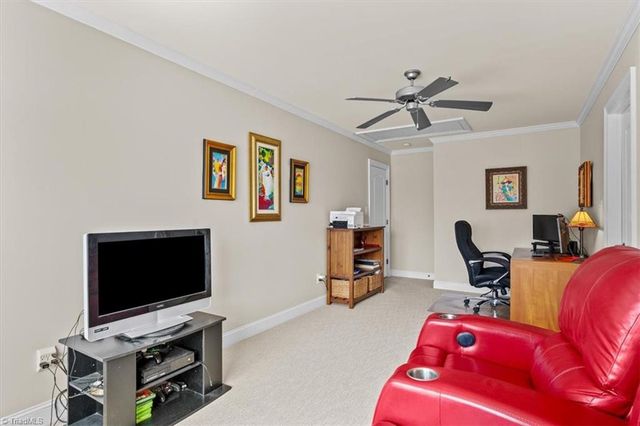 5403 Effieham Street, Oak Ridge, NC 27310