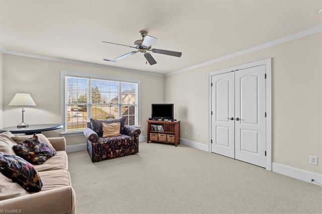 5403 Effieham Street, Oak Ridge, NC 27310