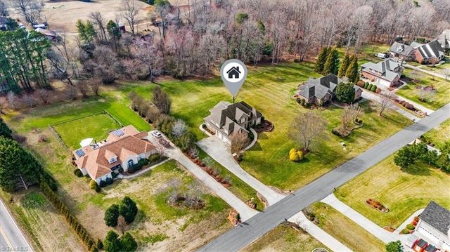 5403 Effieham Street, Oak Ridge, NC 27310