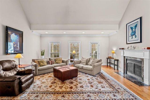 5403 Effieham Street, Oak Ridge, NC 27310