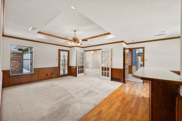 1812 Rollingwood Court, Bedford, TX 76021