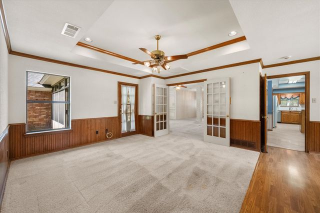 1812 Rollingwood Court, Bedford, TX 76021