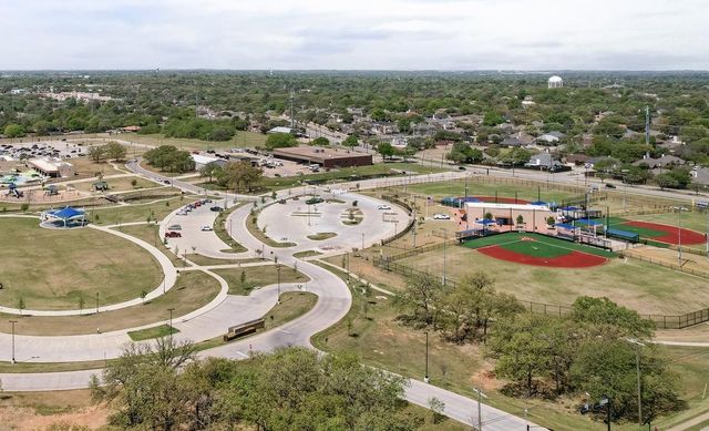 1812 Rollingwood Court, Bedford, TX 76021