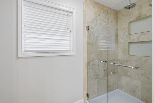 3021 Deaton Street, Lake Charles, LA 70601