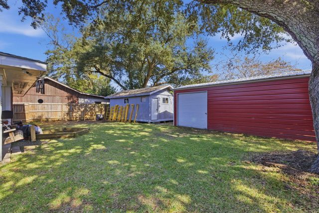 3021 Deaton Street, Lake Charles, LA 70601