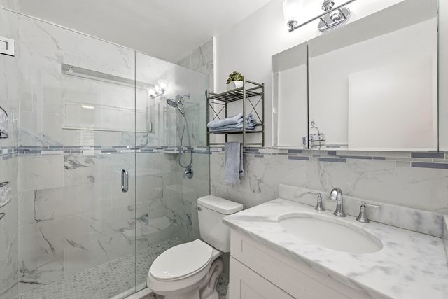 6404 Oak Street, Hollywood, FL 33024