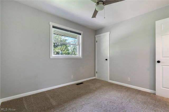 300 Homeworth Road, Alliance, OH 44601