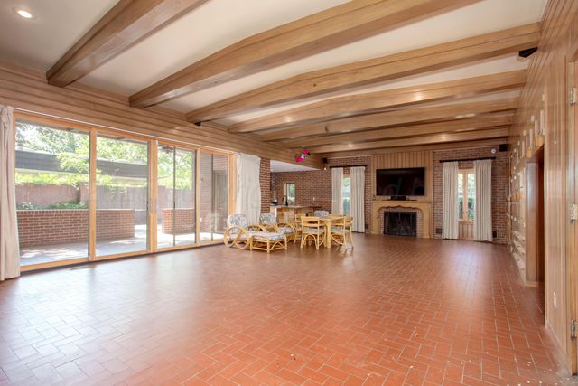 2205 S Julian Boulevard, Amarillo, TX 79102