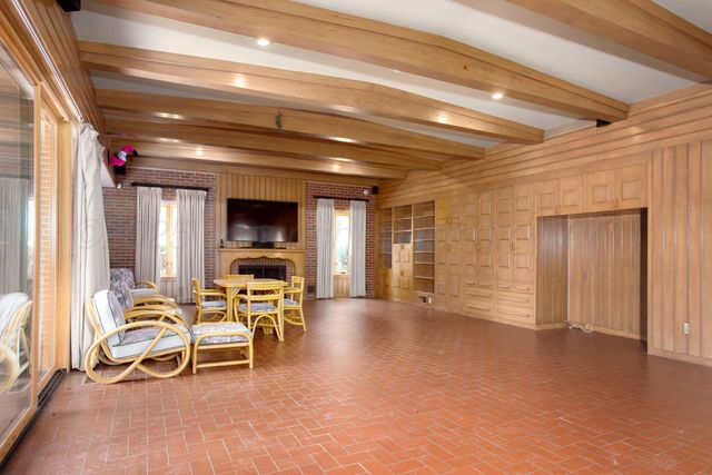 2205 S Julian Boulevard, Amarillo, TX 79102