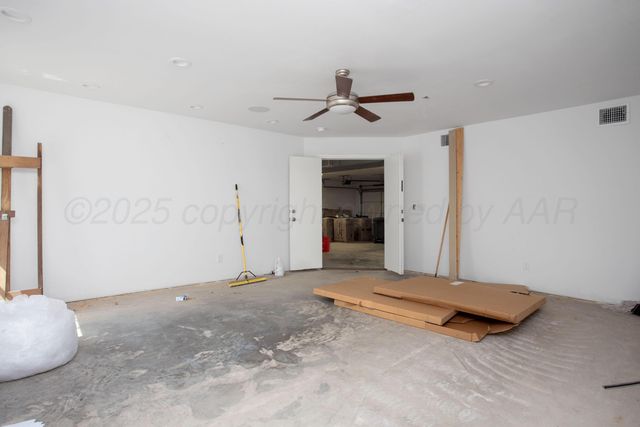 2205 S Julian Boulevard, Amarillo, TX 79102