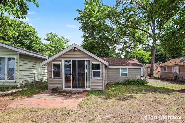 5539 Front Street, Newaygo, MI 49337