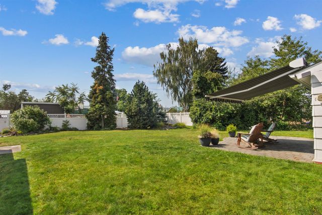 9722 E Valleyway Ave, Spokane Valley, WA 99206