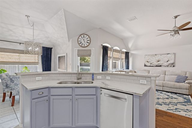 10606 Stone Falls Lane, Frisco, TX 75035