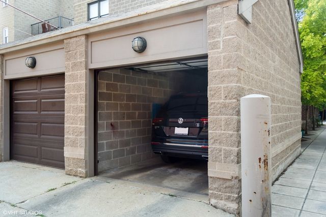 2757 N Wayne Avenue A, Chicago, IL 60614