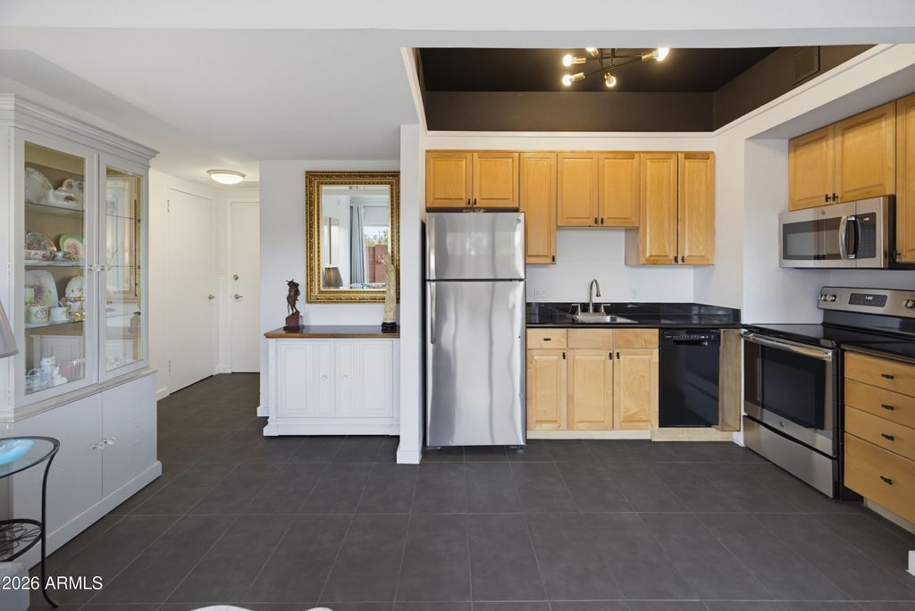 4750 N CENTRAL Avenue 1K, Phoenix, AZ 85012 — photo 4