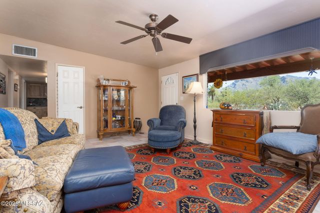 8625 N Mulberry Drive, Tucson, AZ 85704