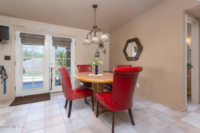 8625 N Mulberry Drive, Tucson, AZ 85704
