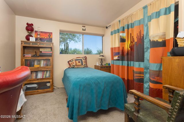 8625 N Mulberry Drive, Tucson, AZ 85704