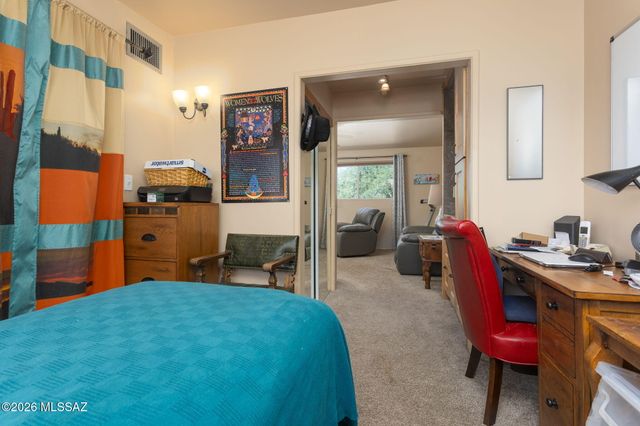 8625 N Mulberry Drive, Tucson, AZ 85704