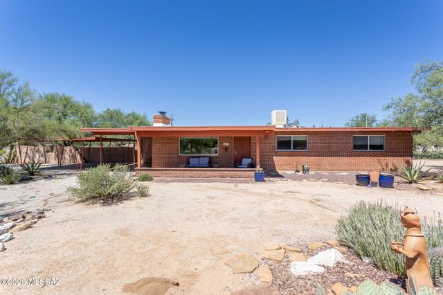 8625 N Mulberry Drive, Tucson, AZ 85704