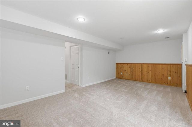 5526 HOLLINS LN, Burke, VA 22015