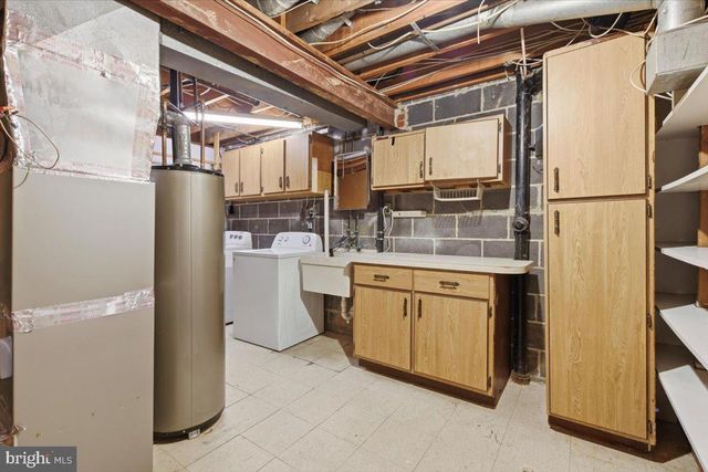5526 HOLLINS LN, Burke, VA 22015