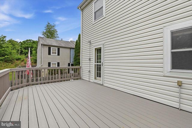 5526 HOLLINS LN, Burke, VA 22015