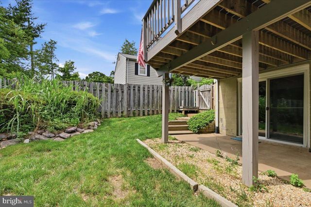 5526 HOLLINS LN, Burke, VA 22015