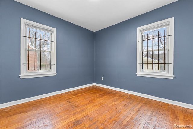 14800 Kilbourne Street, Detroit, MI 48213