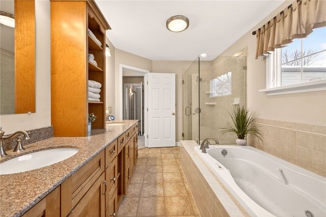 5194 Laura Lane, Canandaigua Town, NY 14424