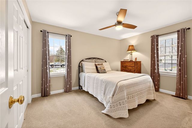 5194 Laura Lane, Canandaigua Town, NY 14424