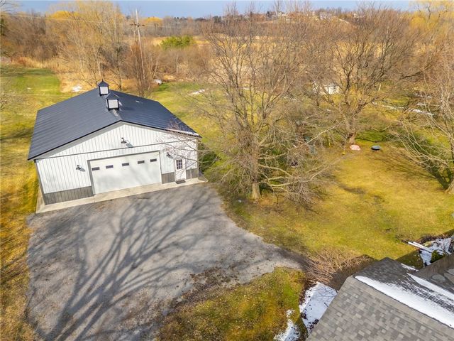 5194 Laura Lane, Canandaigua Town, NY 14424