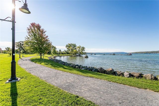 5194 Laura Lane, Canandaigua Town, NY 14424