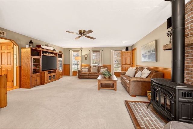 5194 Laura Lane, Canandaigua Town, NY 14424