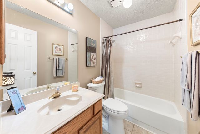 9402 Los Alamos Trail, Irving, TX 75063