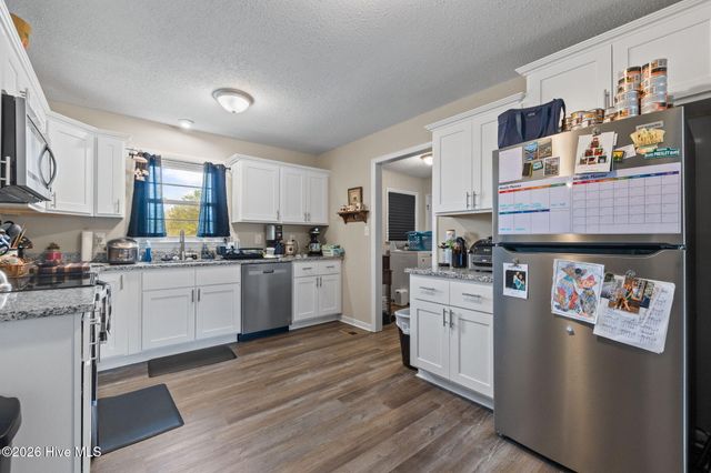 2890 Fulford Mcmillan Road, Raeford, NC 28376