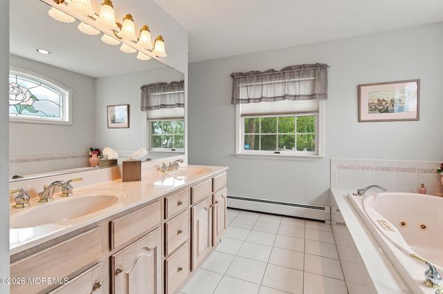105 Cruise Road, Manahawkin, NJ 08050