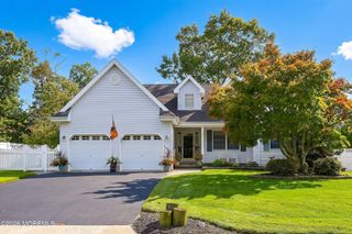 105 Cruise Road, Manahawkin, NJ 08050