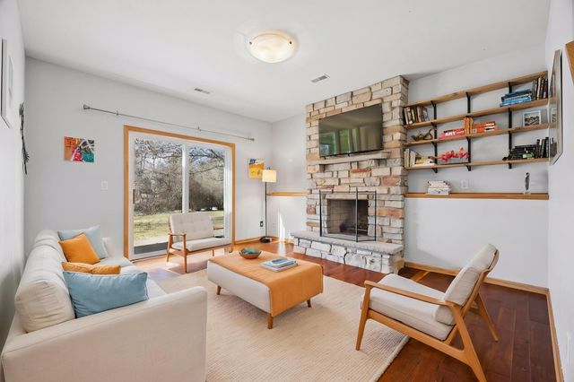 9665 Brighton Lane, Eden Prairie, MN 55347