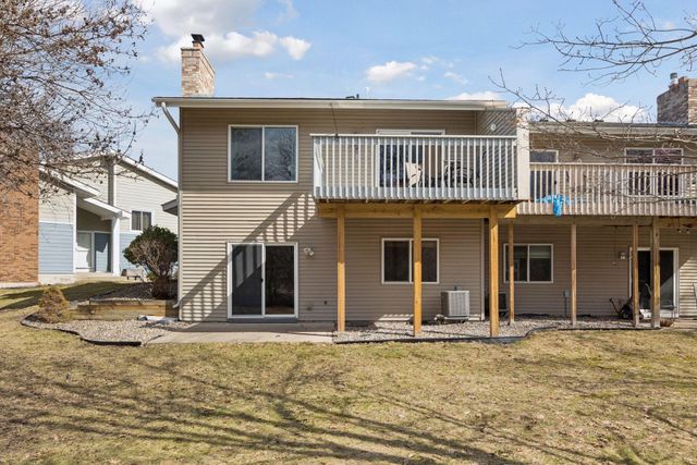 9665 Brighton Lane, Eden Prairie, MN 55347