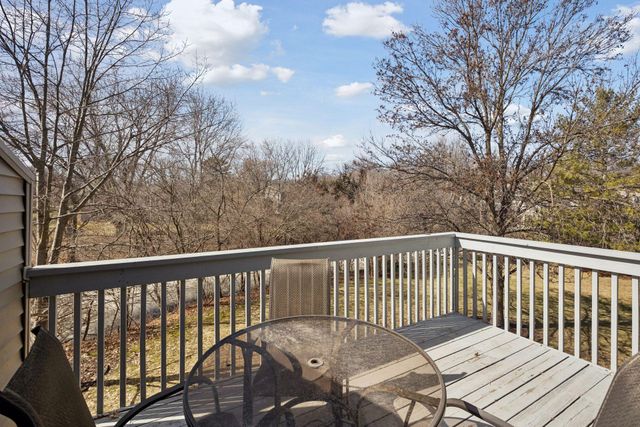 9665 Brighton Lane, Eden Prairie, MN 55347