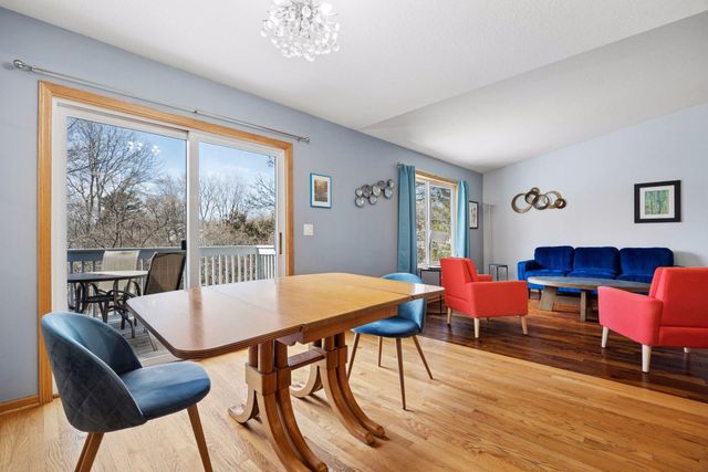 9665 Brighton Lane, Eden Prairie, MN 55347