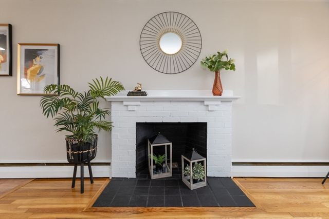 49 Duren Ave, Woburn, MA 01801