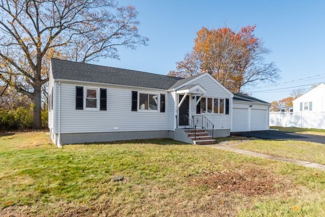 49 Duren Ave, Woburn, MA 01801