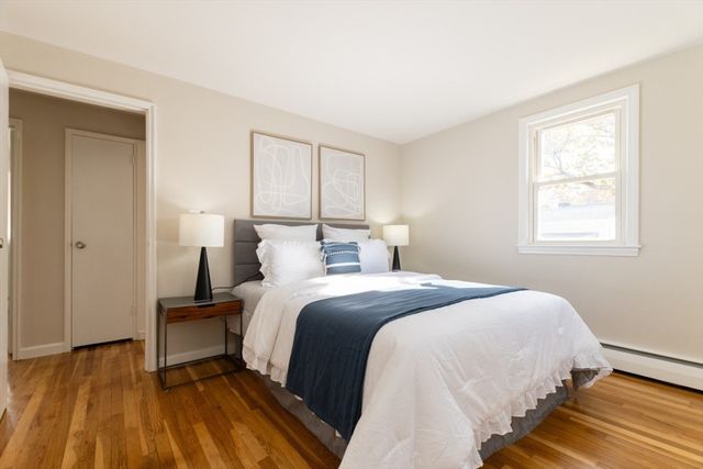 49 Duren Ave, Woburn, MA 01801