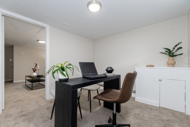 49 Duren Ave, Woburn, MA 01801