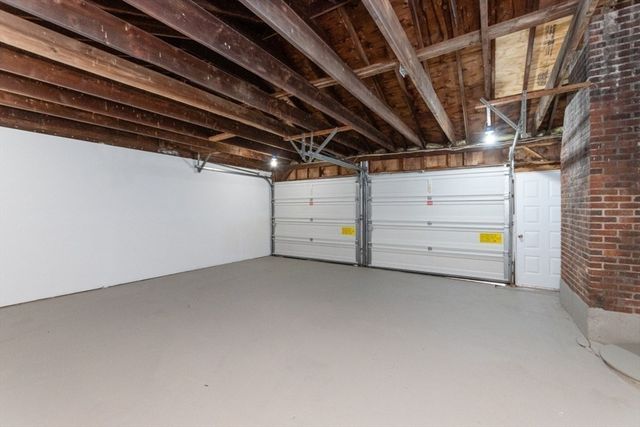 49 Duren Ave, Woburn, MA 01801